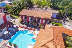 Residencial com 3 suítes na Praia de Taperapuan